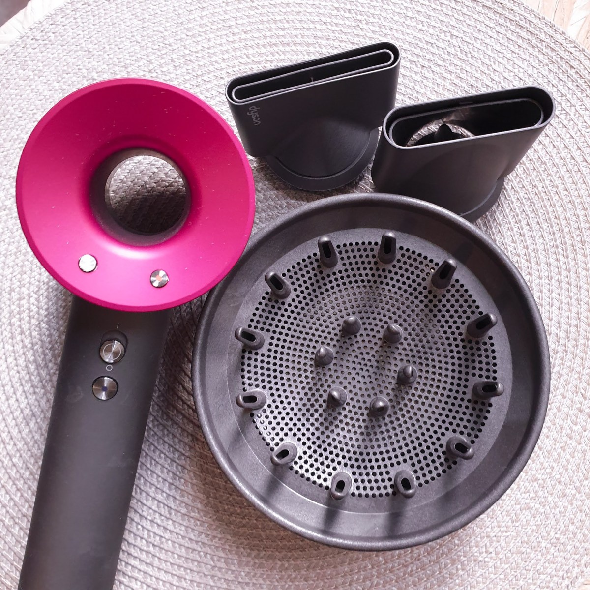 Phon Dyson Supersonic: 5 buoni motivi per spendere&nbsp;400€